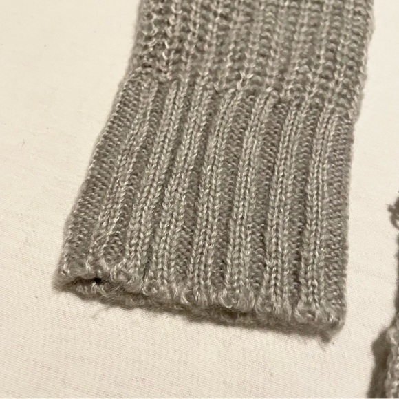 Ex-Girlfriend Womens Long Sleeve Sweater Cut Out Shoulders Size XL - Picture 5 of 16